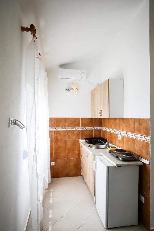Апартаменты Corovic Apartments Сутоморе-30
