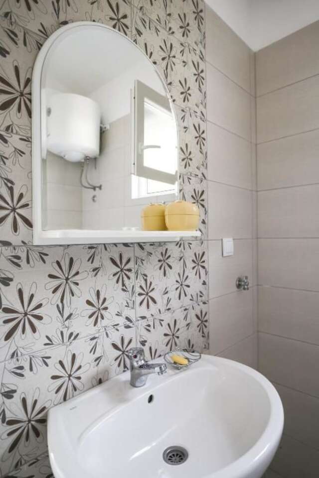 Апартаменты Corovic Apartments Сутоморе-30