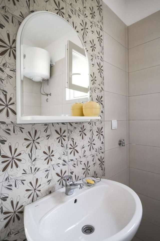 Апартаменты Corovic Apartments Сутоморе-10
